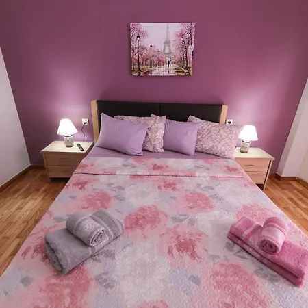 Here - στο κέντρο του βόλου Volos